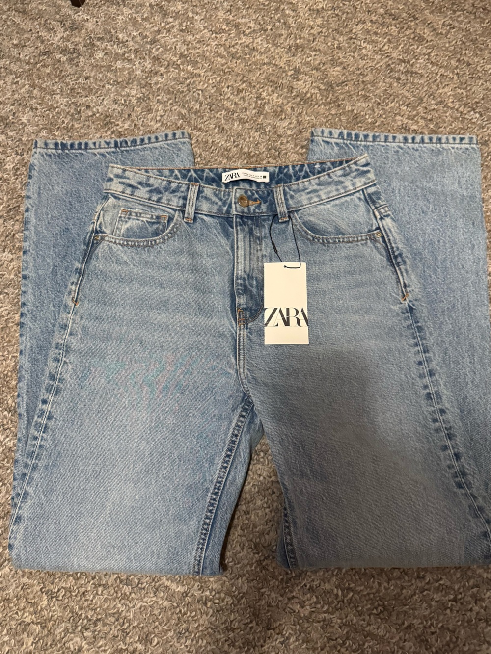 Zara Light Wash Straight Leg Jeans NWT